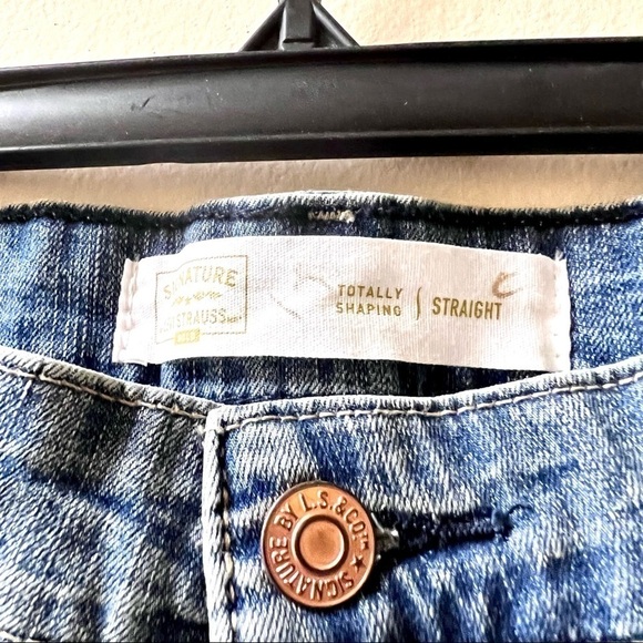 NWT Levi's Plus 26 Short Gold Label Women's Curvy Totally Shaping Straight Jeans - Picture 10 of 10